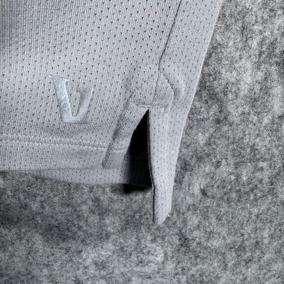 Vuori Shirt Mens Size Medium Gray Viewpoint Short Sleeve T Shirt Run Workout - Picture 7 of 10